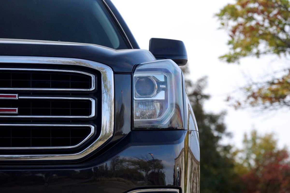 Used 2018 GMC Yukon SLT w/ Open Road Package image 21