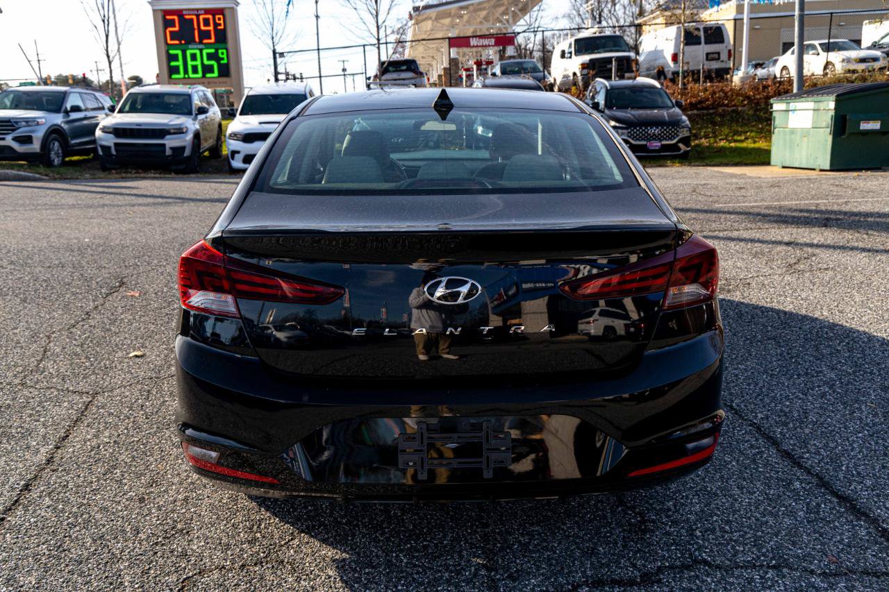 Used 2020 Hyundai Elantra SEL FWD image 5