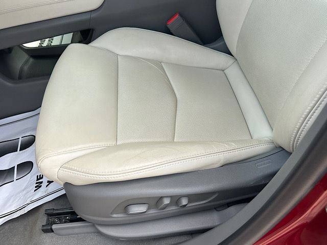 Used 2019 Cadillac XT5 Luxury FWD image 14