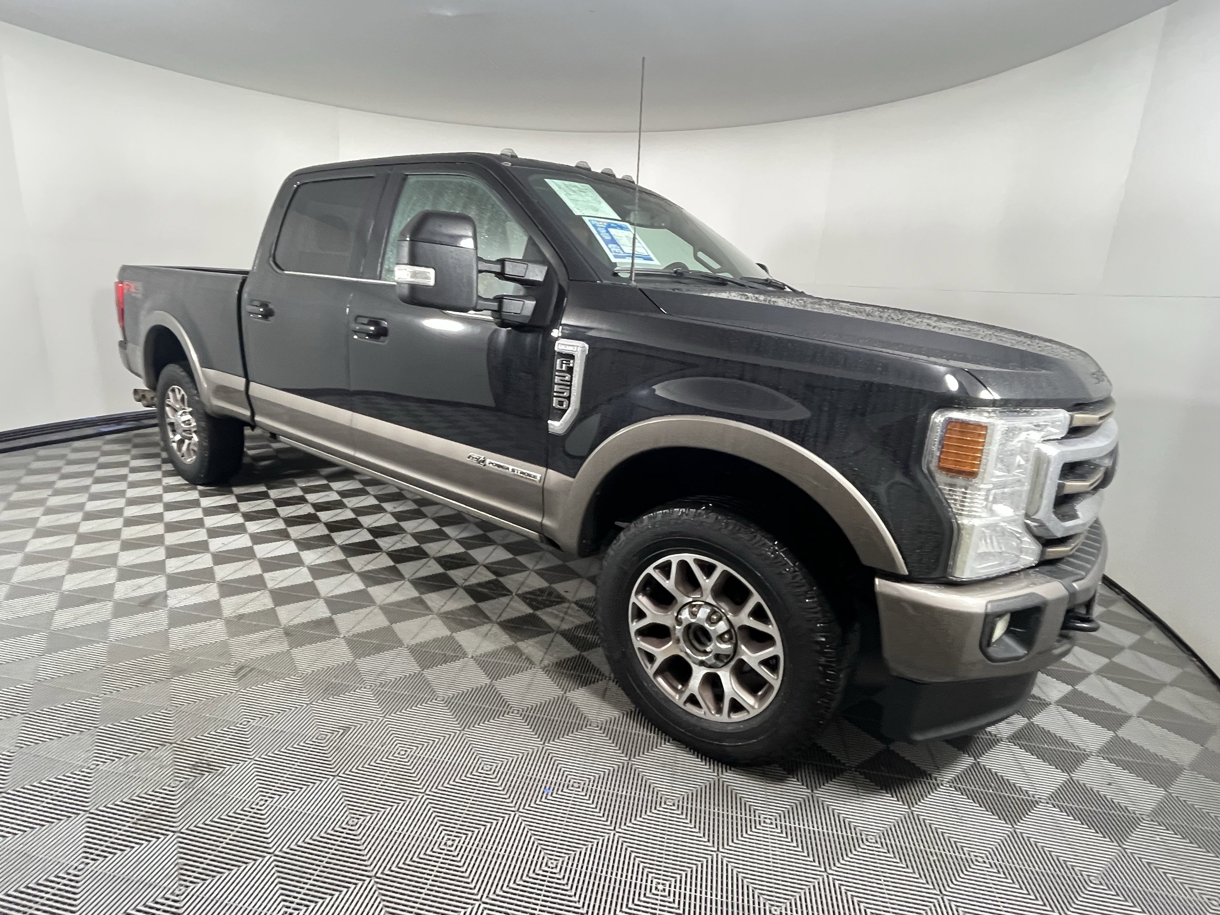 Used 2022 Ford F250 King Ranch w/ FX4 Off-Road Package image 7
