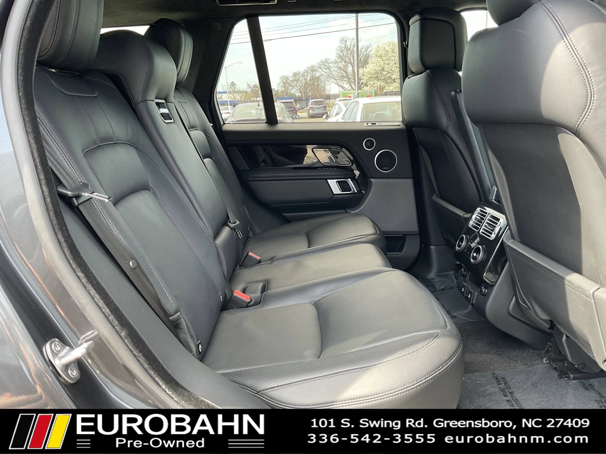 Used 2020 Land Rover Range Rover HSE AWD/4WD image 18