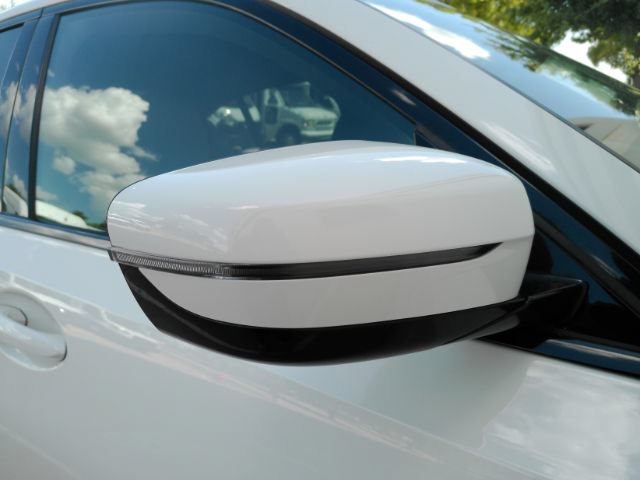 Used 2022 BMW 330e w/ Driving Assistance Package RWD image 25