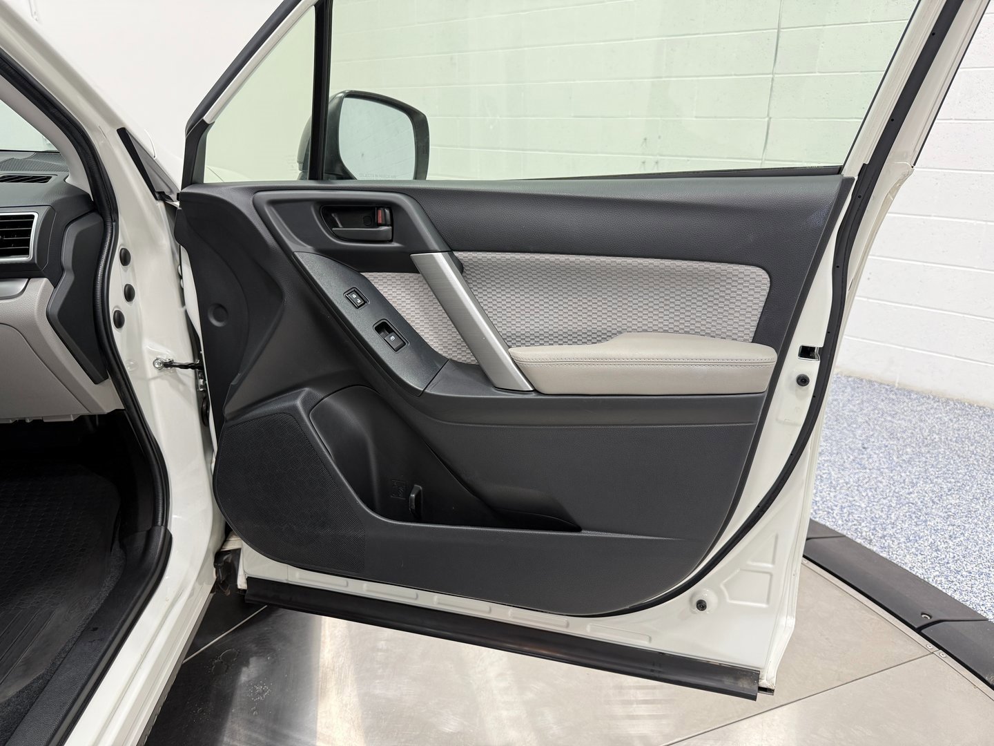 Used 2018 Subaru Forester 2.5i image 24