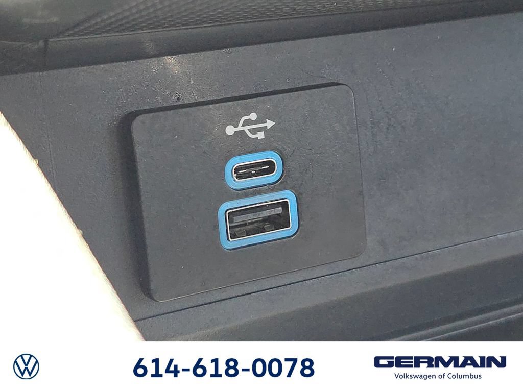 Used 2026 Ford Mustang Coupe RWD image 38