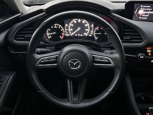 Used 2020 MAZDA MAZDA3 Sedan w/ Select Package image 27