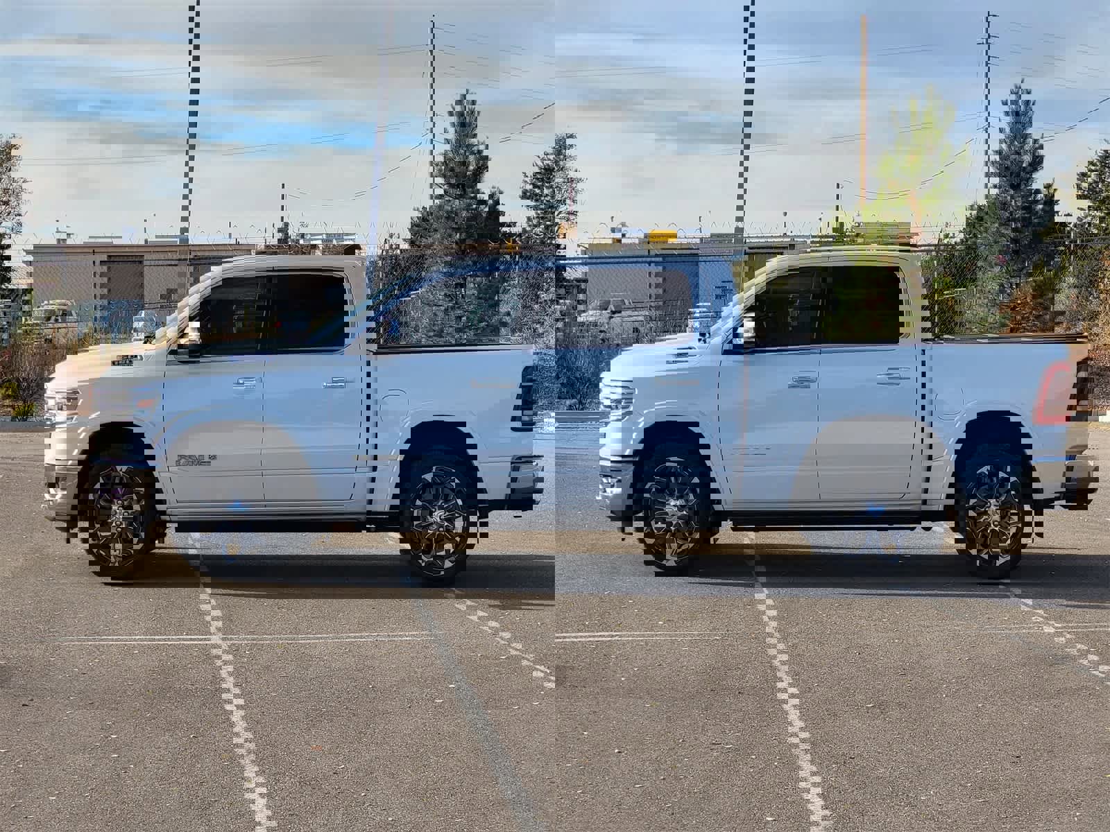 Used 2020 RAM 1500 Limited image 4