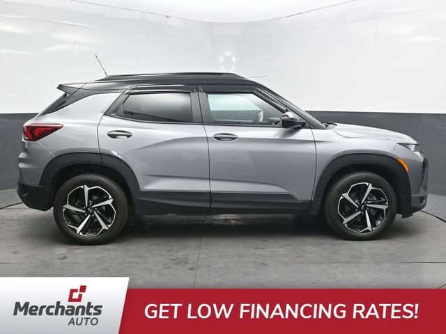 Used 2023 Chevrolet TrailBlazer RS w/ Convenience Package AWD/4WD image 9
