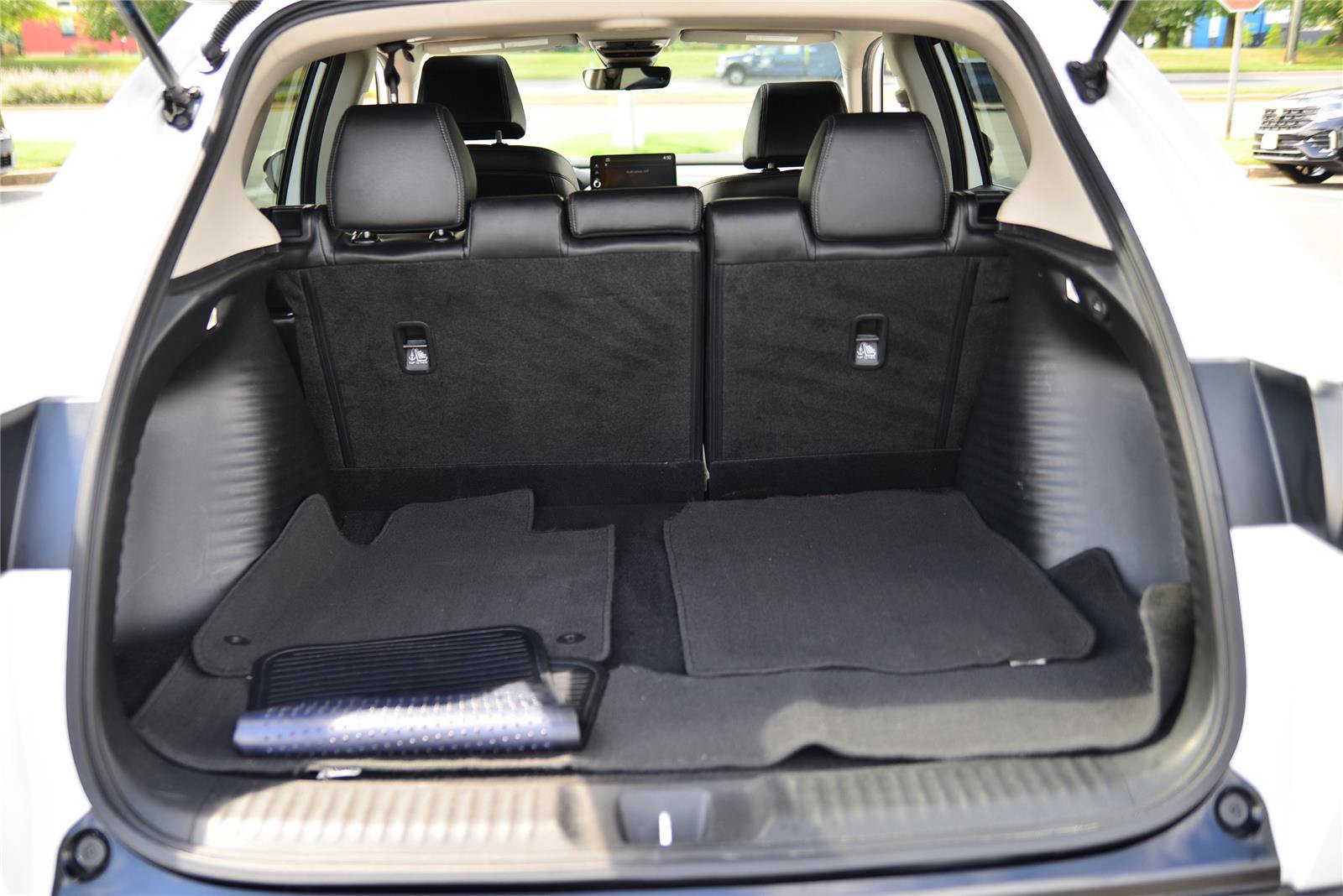 Used 2023 Honda HR-V EX-L image 18