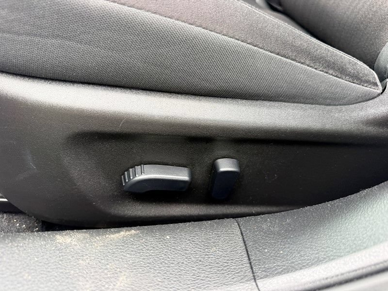 Used 2024 Nissan Altima 2.5 SV FWD image 31