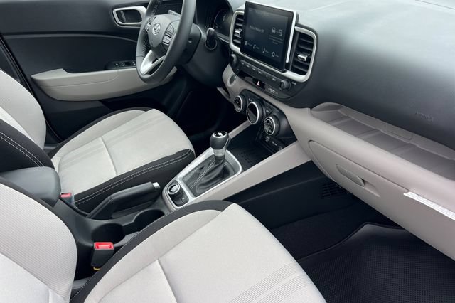 New 2026 Hyundai Venue SEL FWD image 15