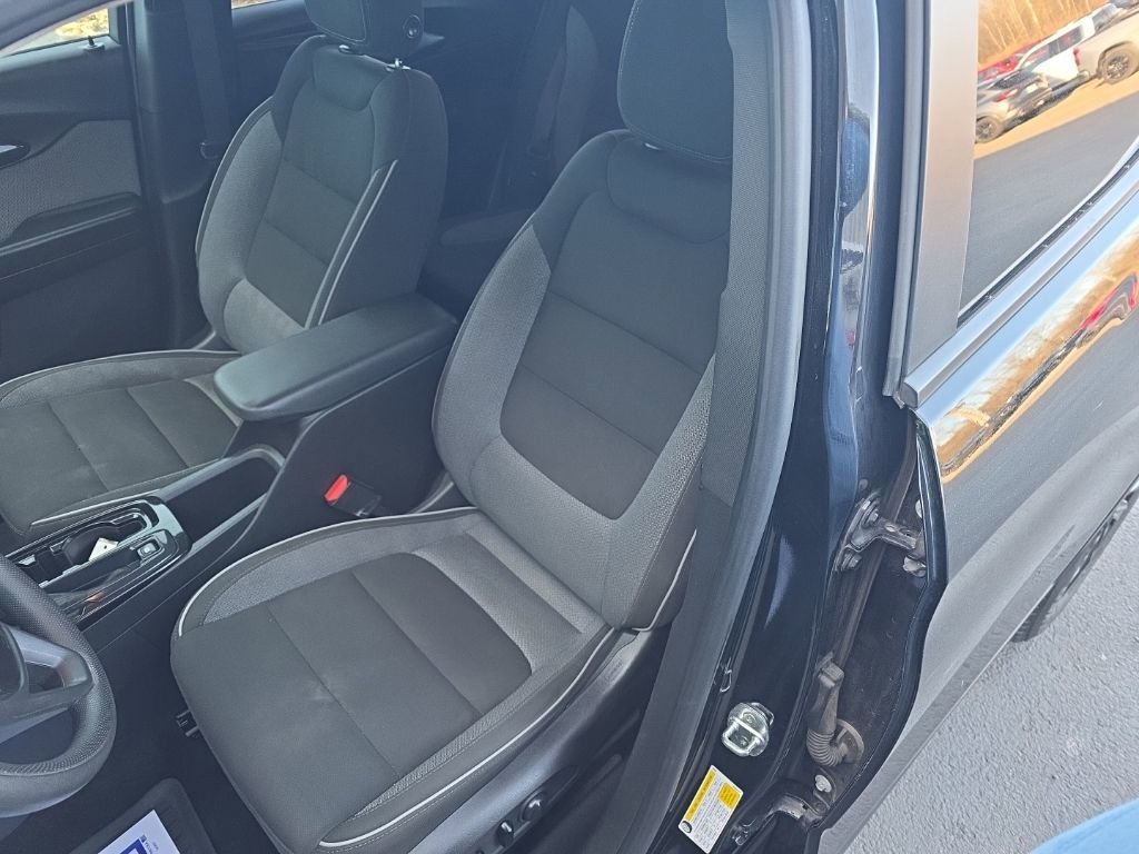 Used 2022 Chevrolet TrailBlazer LT w/ LPO, Blackout Package image 10