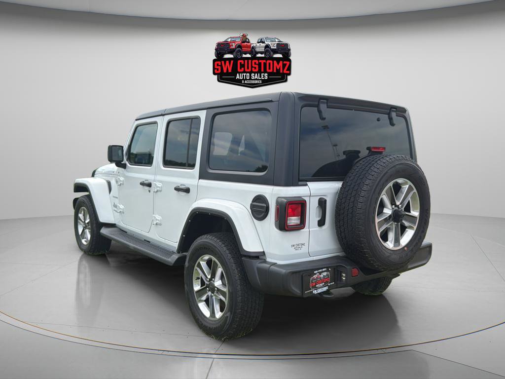 Used 2022 Jeep Wrangler Unlimited Sahara AWD/4WD image 5