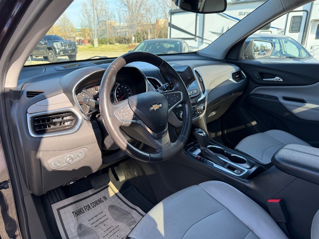 Used 2020 Chevrolet Equinox Premier FWD image 12
