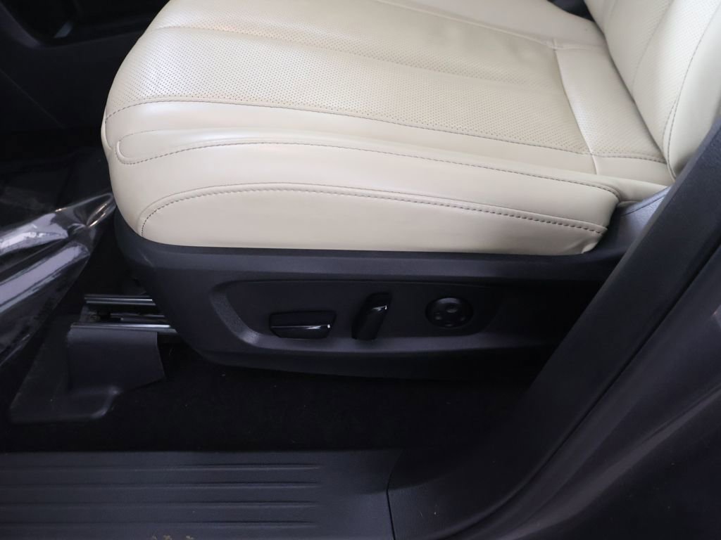 Used 2023 INFINITI QX60 Luxe image 34