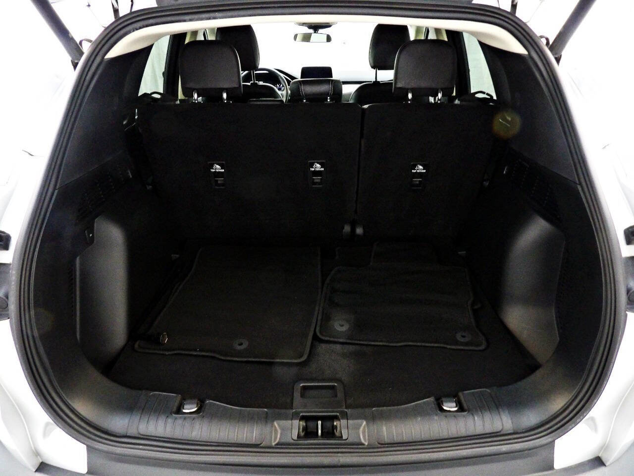 Used 2020 Ford Escape SEL image 13