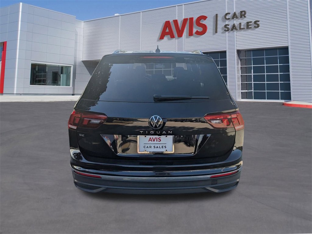 Used 2024 Volkswagen Tiguan SE image 7