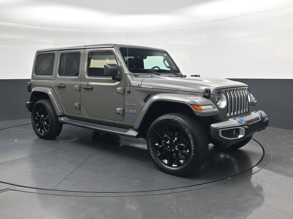 Used 2022 Jeep Wrangler Unlimited Sahara AWD/4WD image 2