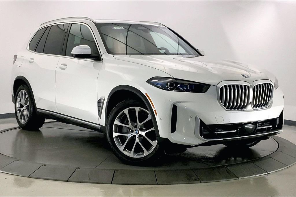New 2026 BMW X5 xDrive50e w/ Climate Comfort Package image 1