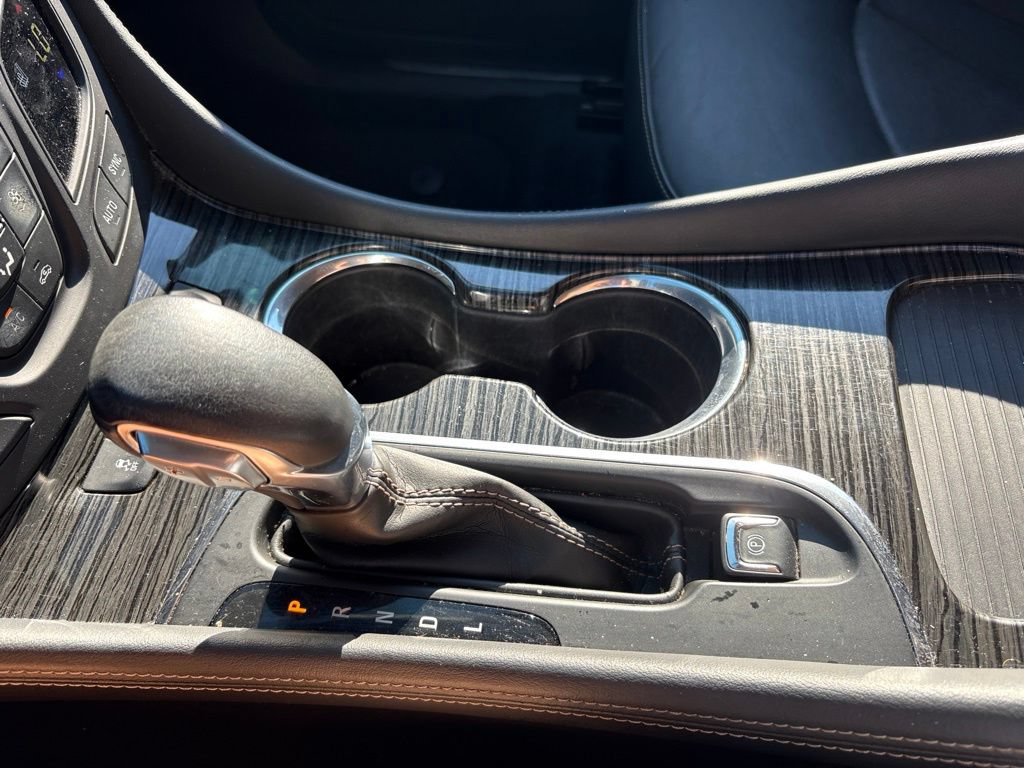Used 2017 Buick Envision Essence FWD image 25