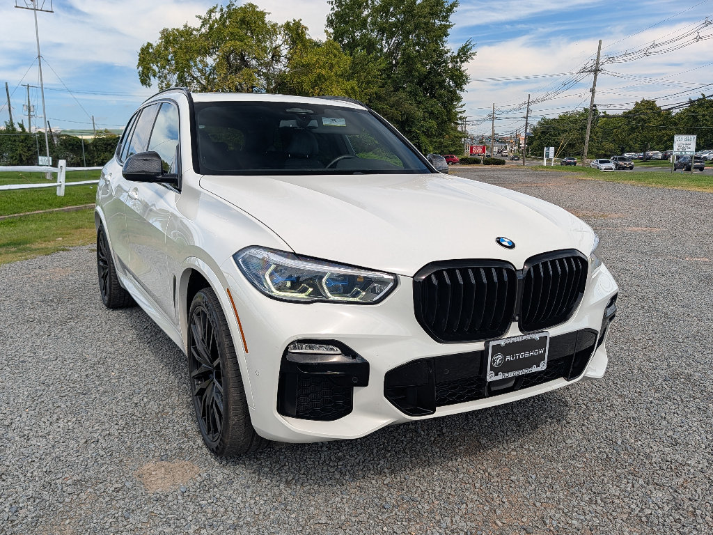 Used 2021 BMW X5 M50i AWD/4WD image 3