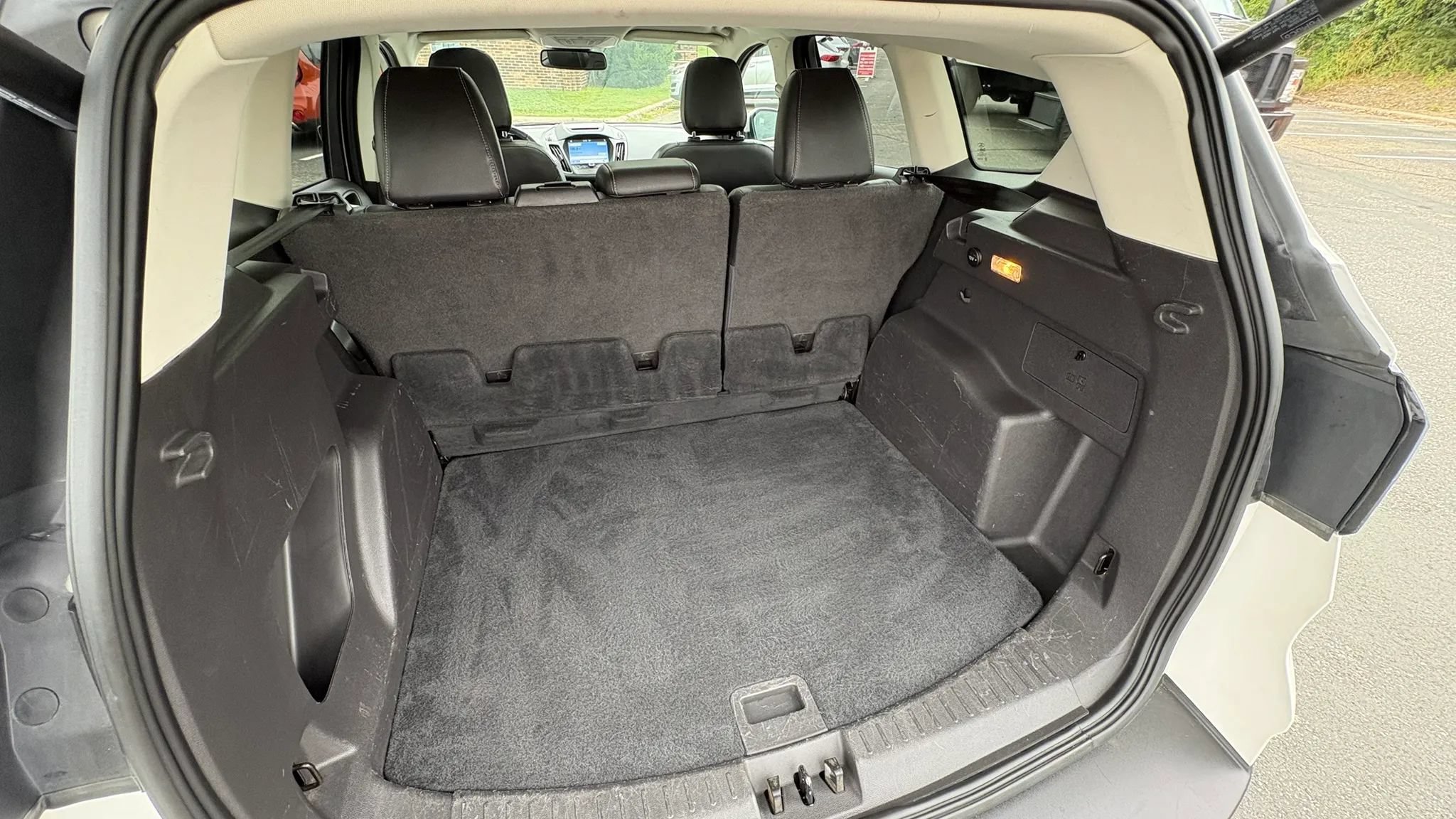 Used 2018 Ford Escape SEL w/ Ford Safe & Smart Package AWD/4WD image 32
