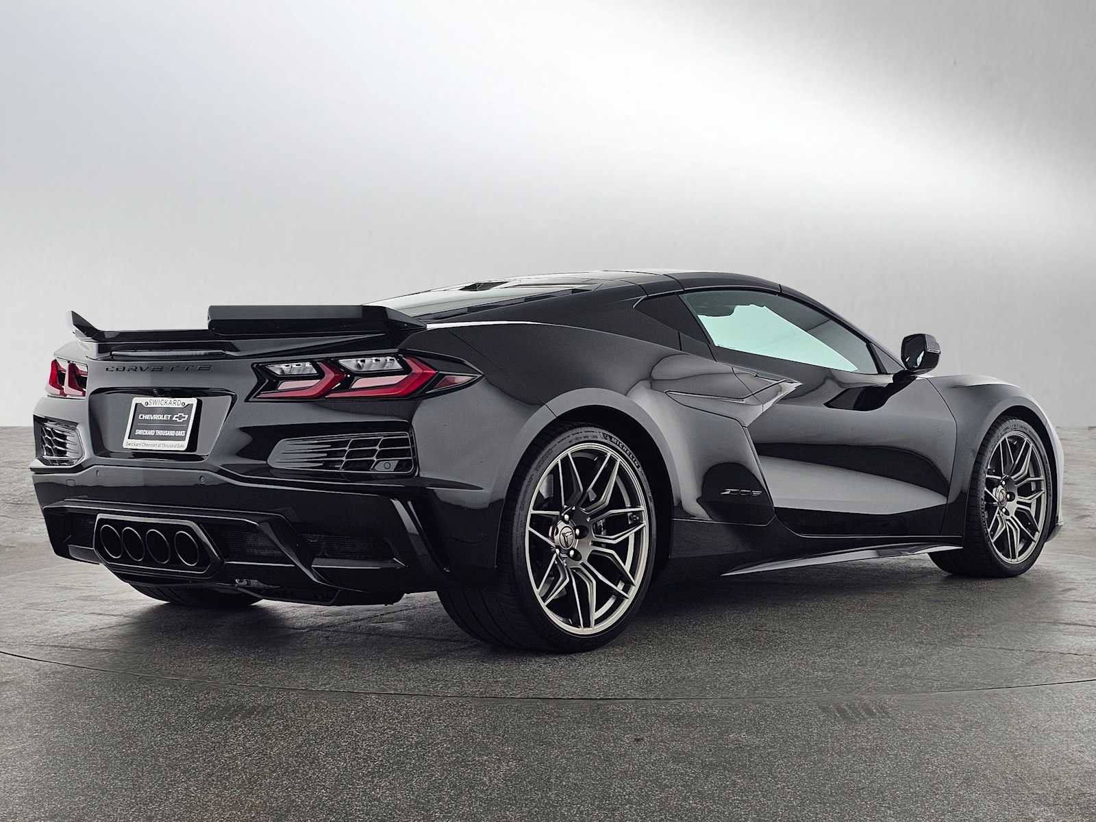 Used 2024 Chevrolet Corvette Z06 image 7