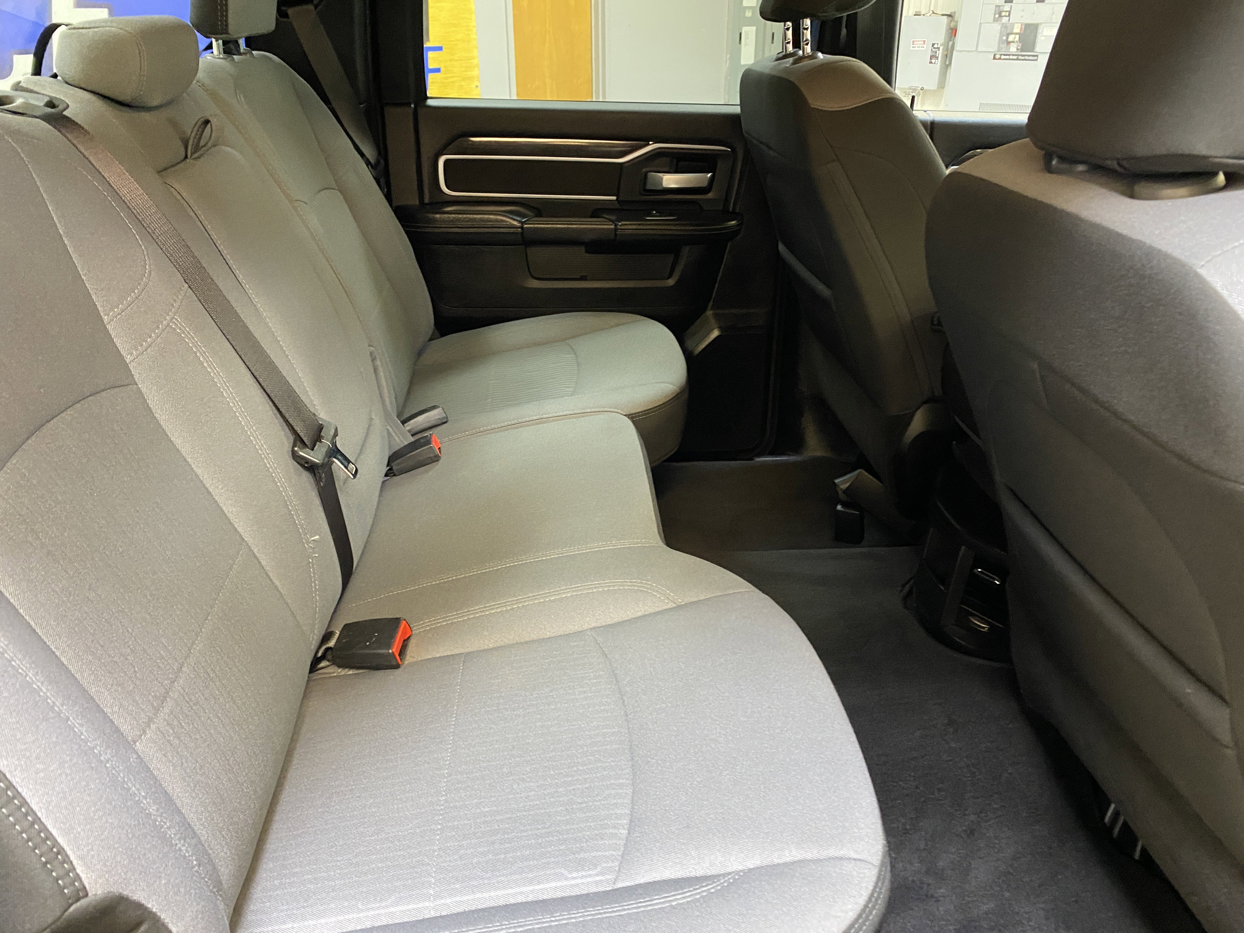 Used 2024 RAM 2500 Big Horn w/ Bed Utility Group image 28