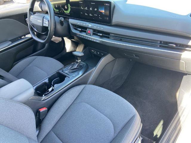 Used 2025 Kia K4 image 23