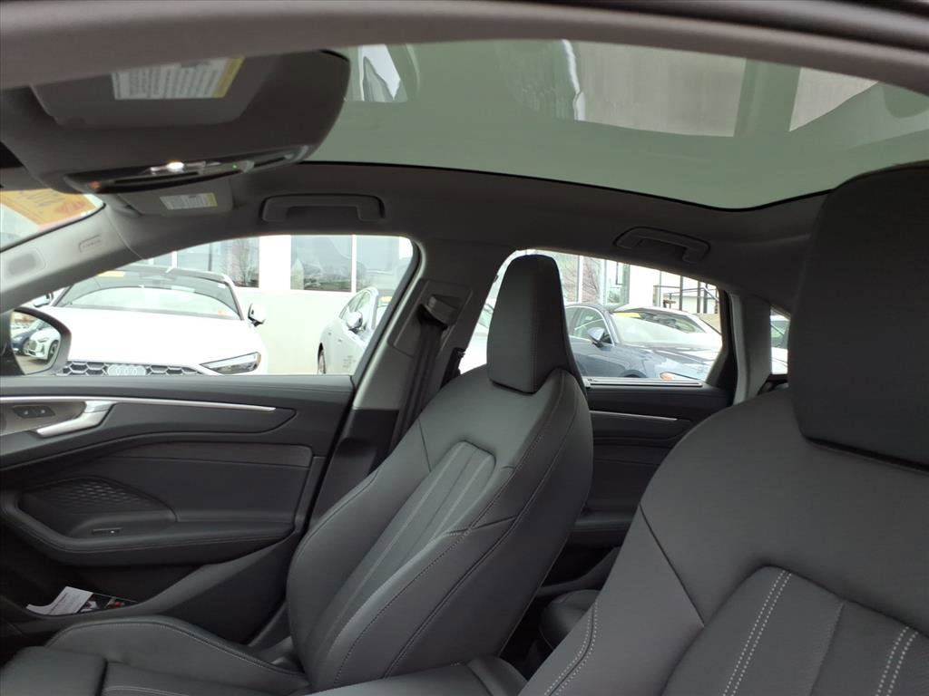 New 2026 Audi A6 Premium Plus image 11