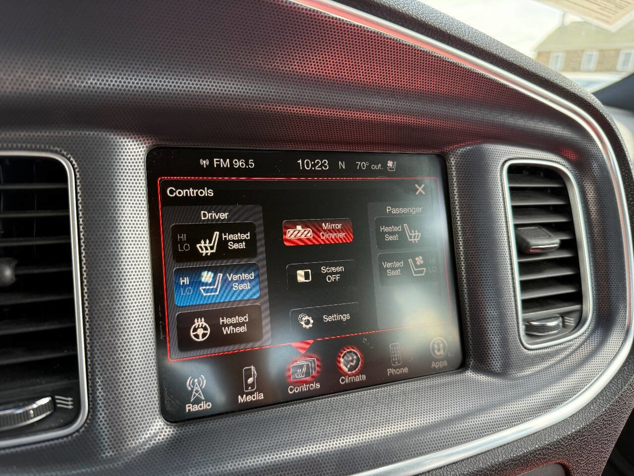 Used 2015 Dodge Charger SXT w/ AWD Plus Group image 15