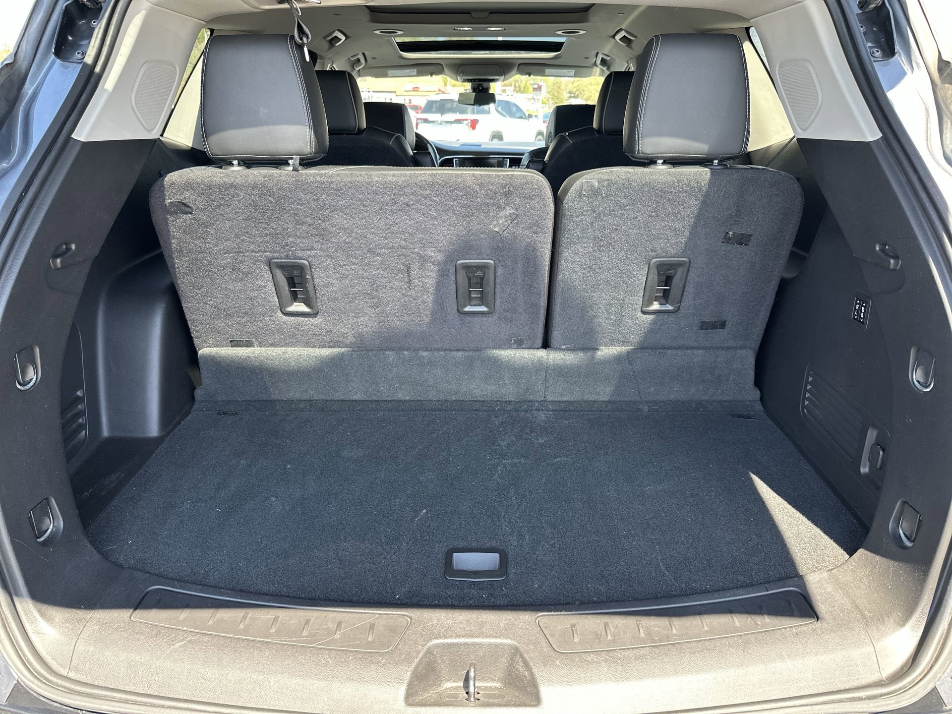 Used 2019 Buick Enclave Avenir w/ Avenir Technology Package AWD/4WD image 24