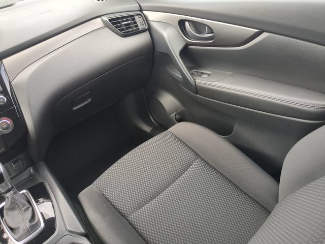 Used 2020 Nissan Rogue Sport S FWD image 18