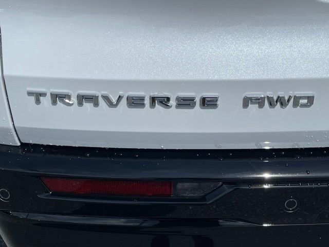 New 2026 Chevrolet Traverse High Country w/ LPO, Floor Liner Package image 12