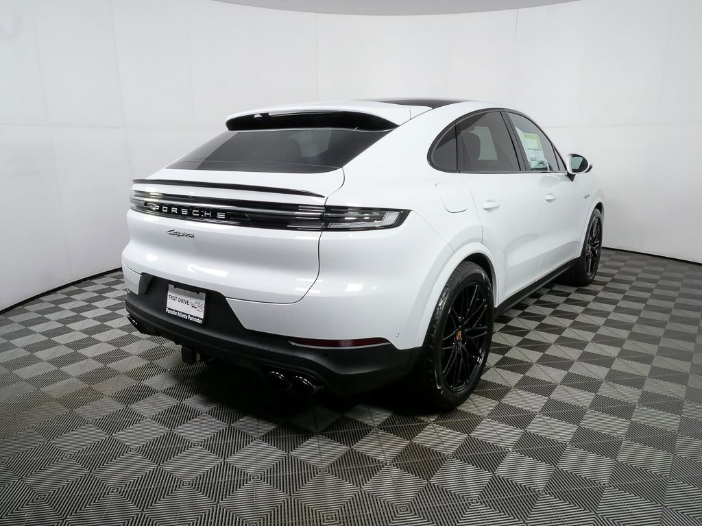 New 2026 Porsche Cayenne E-Hybrid Coupe image 31