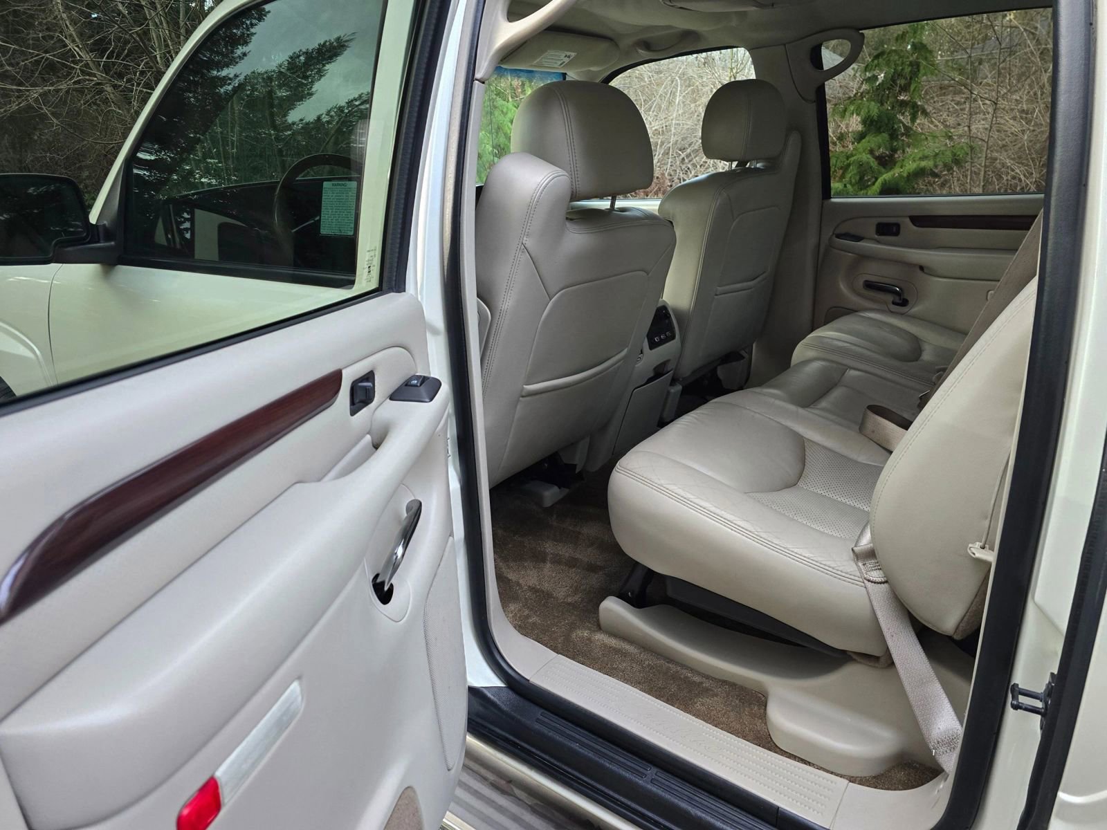 Used 2003 Cadillac Escalade EXT Sport Utility Pickup 4D 5 1/4 image 16