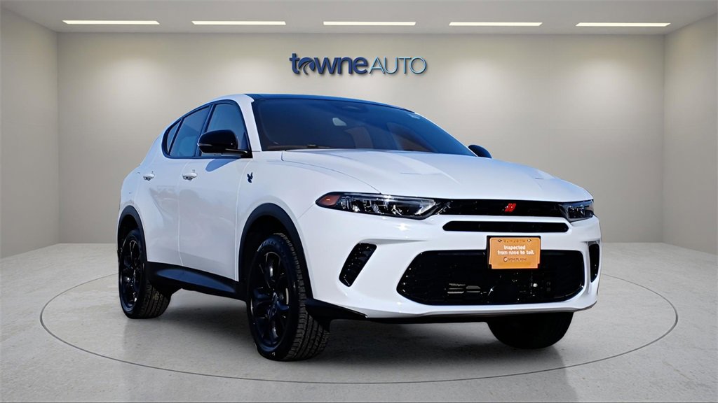 Used 2023 Dodge Hornet GT Plus w/ GT Blacktop Package image 7