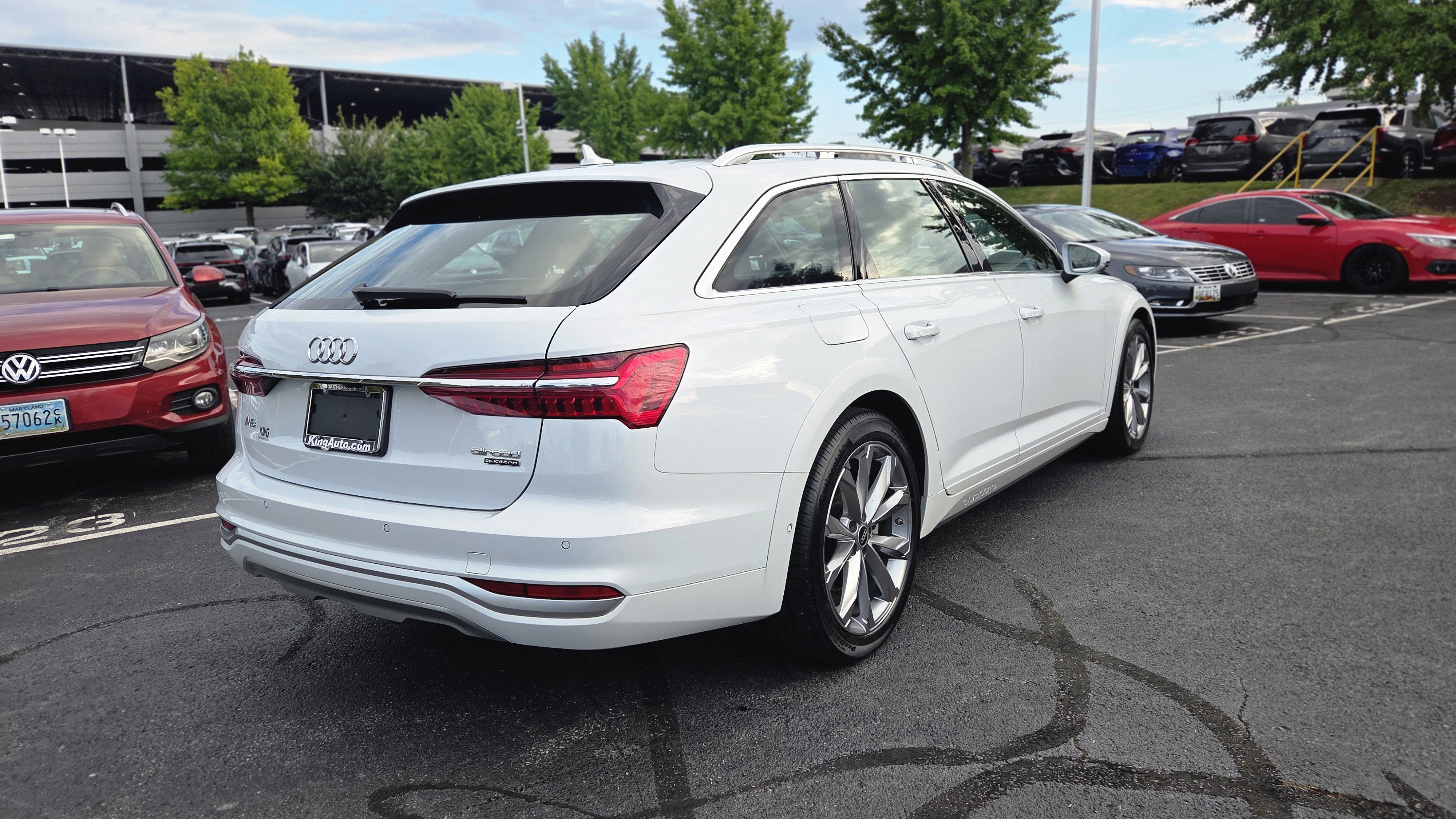 Used 2024 Audi A6 3.0T allroad Prestige AWD/4WD image 3