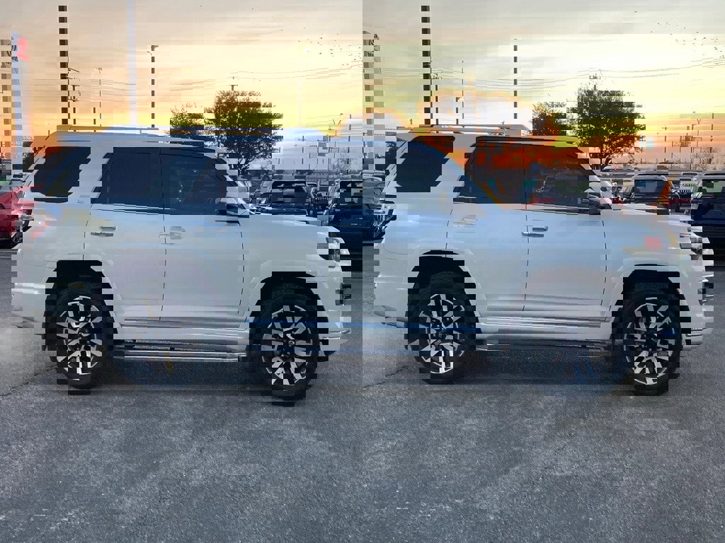 Used 2024 Toyota 4Runner Limited image 4