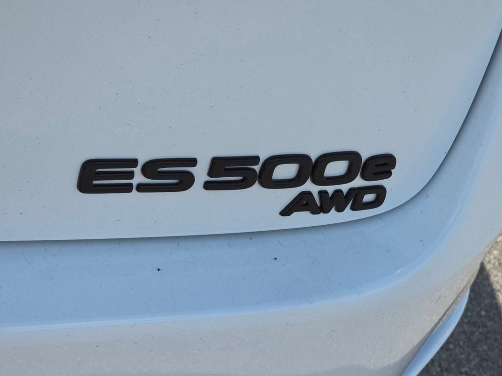 New 2026 Lexus ES 500e AWD/4WD image 16