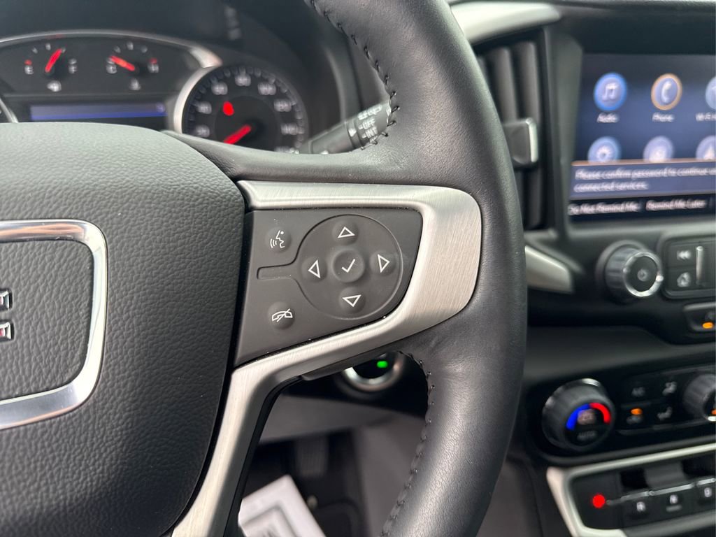 Used 2022 GMC Terrain SLT image 29