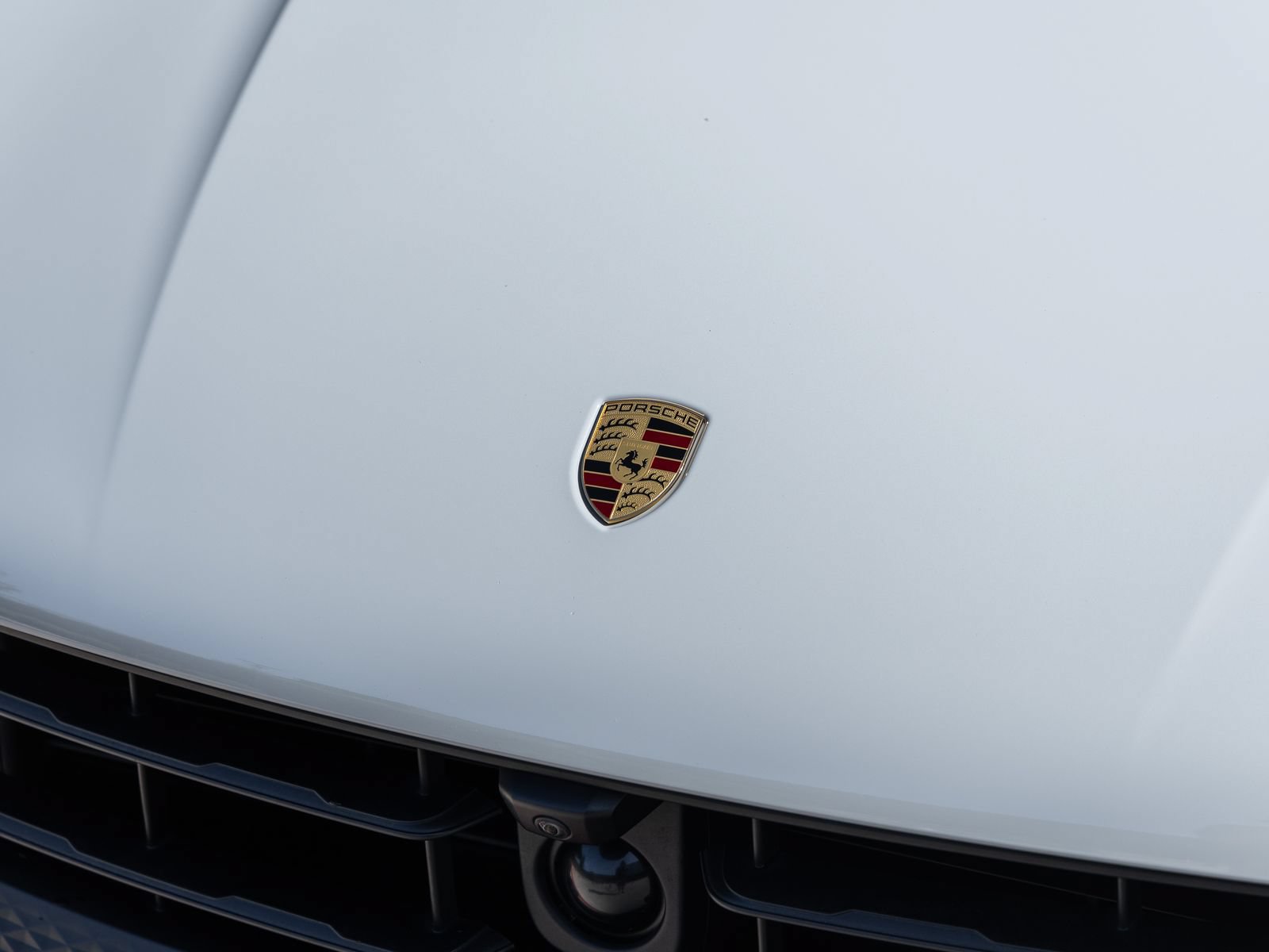 Certified 2024 Porsche Macan S AWD/4WD image 19