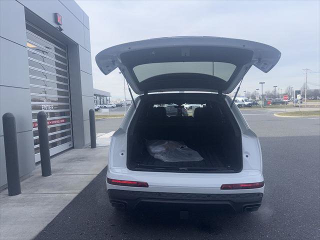 New 2026 Audi Q7 3.0T Premium Plus AWD/4WD image 24