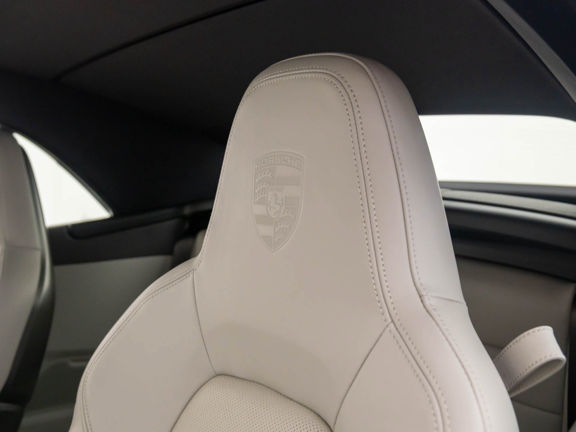 Certified 2020 Porsche 911 Carrera 4S AWD/4WD image 18