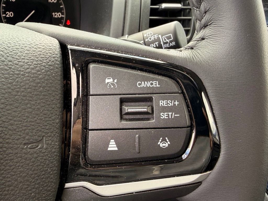 Used 2025 Honda Odyssey Touring image 8