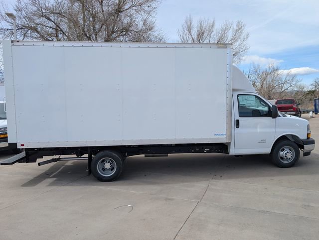 New 2024 Chevrolet Express 4500 Extended w/ Power Convenience Package RWD image 5