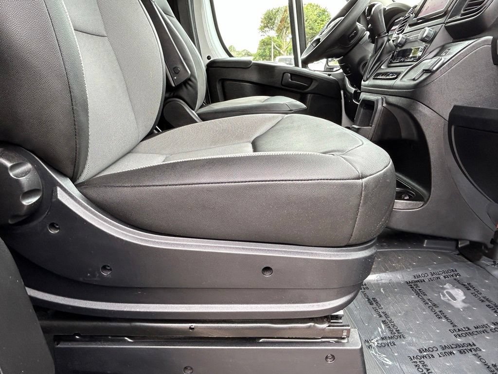 Used 2024 RAM ProMaster 2500 w/ Convenience Group FWD image 23