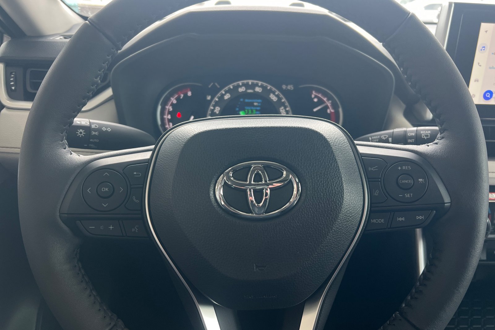 Used 2025 Toyota RAV4 XLE w/ Convenience Package AWD/4WD image 20