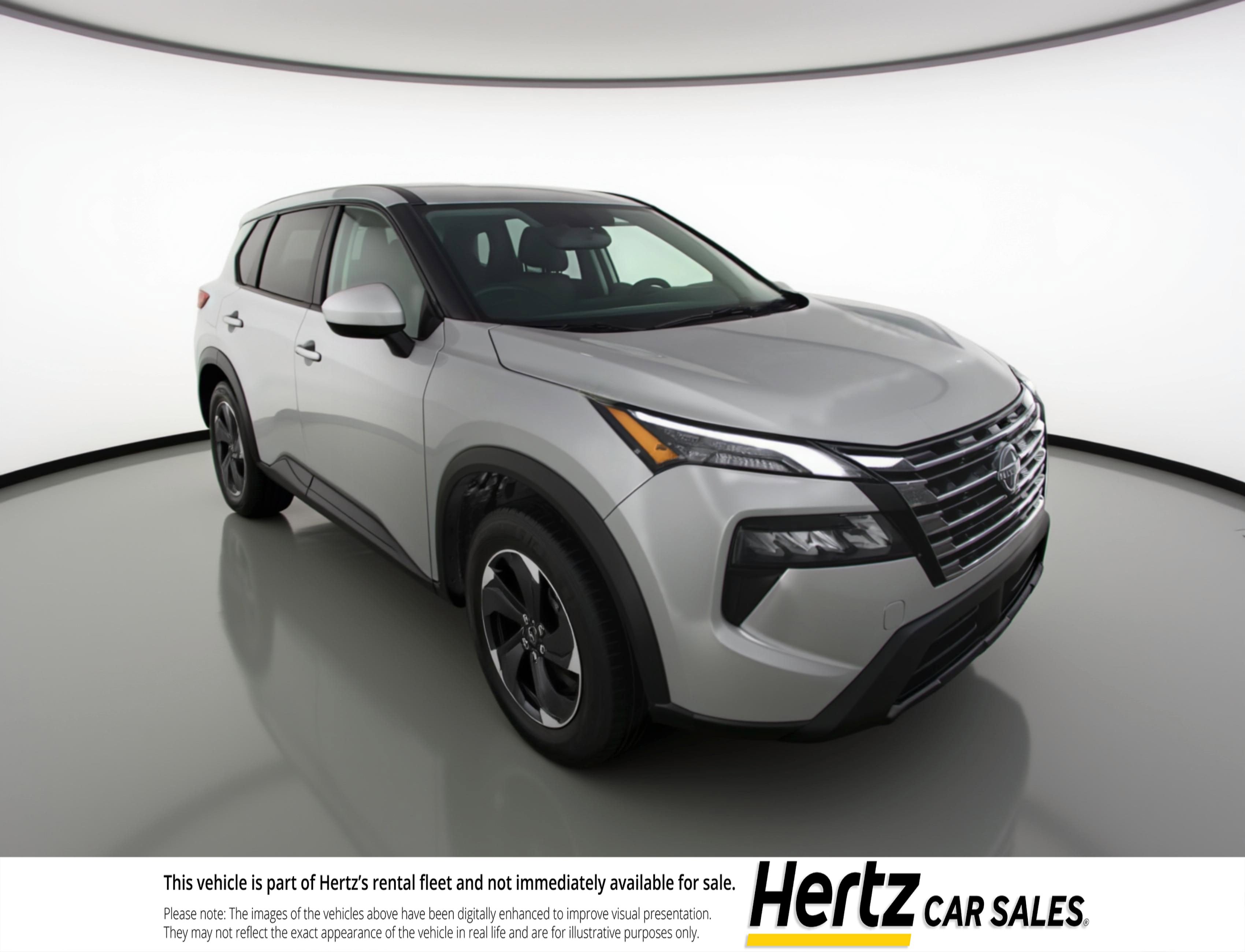Used 2025 Nissan Rogue SV image 1