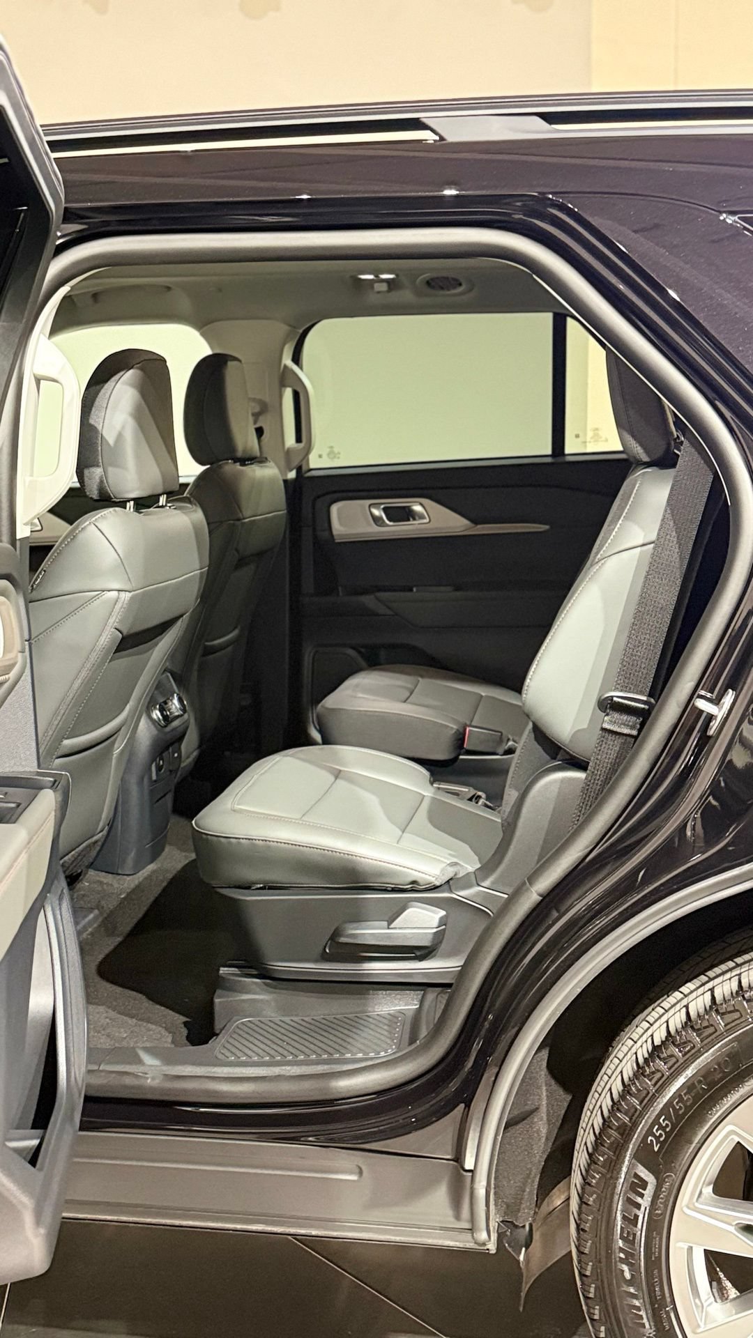 New 2026 Ford Explorer Active w/ Active Comfort Package AWD/4WD image 50