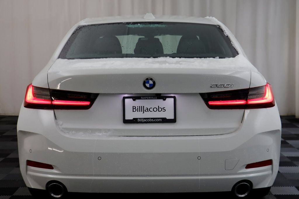 New 2026 BMW 330i Sedan w/ Convenience Package RWD image 15
